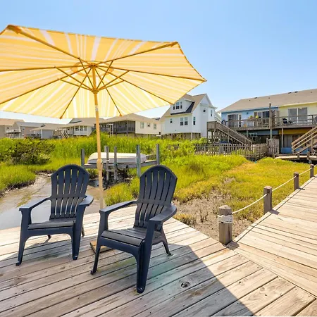 North Topsail Beach Townhome Walk To The Beach!